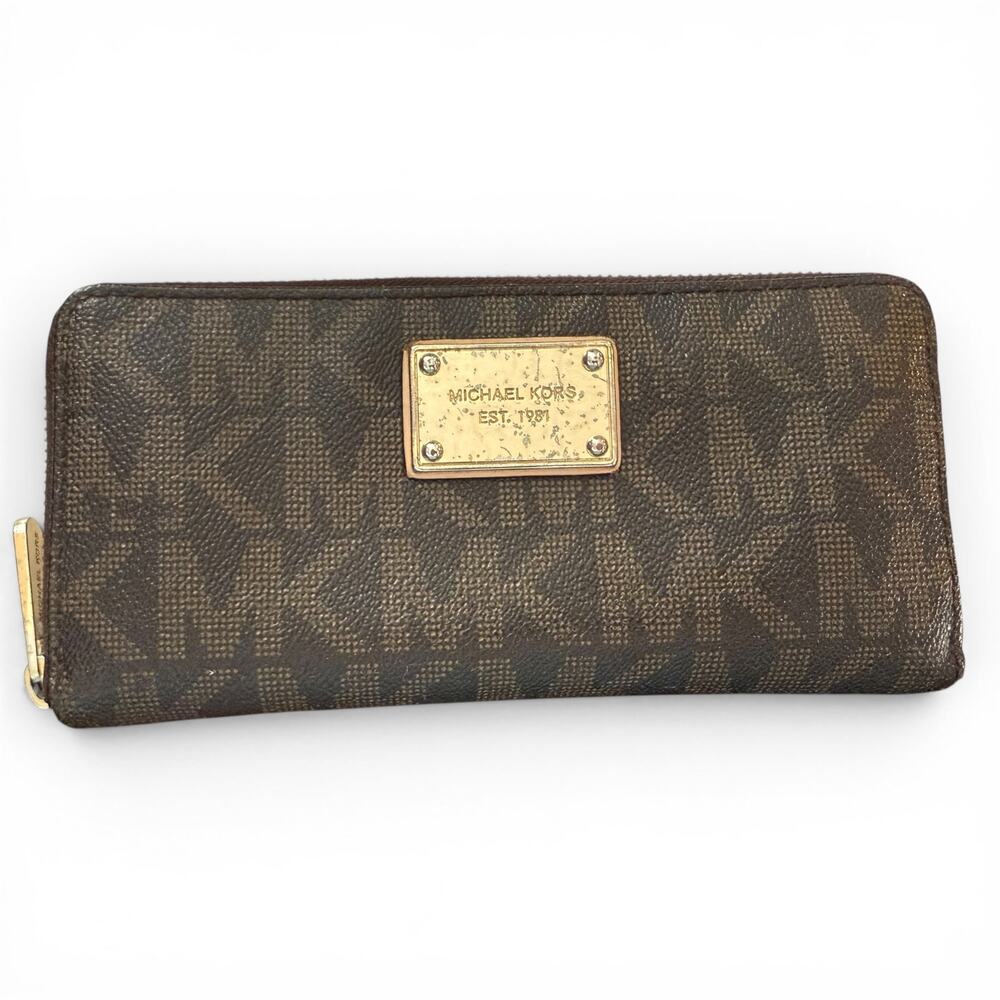 Michael Kors Brown MK Jet Set Continental Long Zippy Wallet